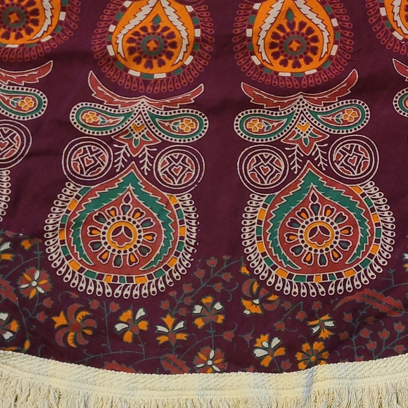 NWOT BO HO WALL ART, TABLE CLOTH, BED THROW, MULTI - Picture 7 of 16